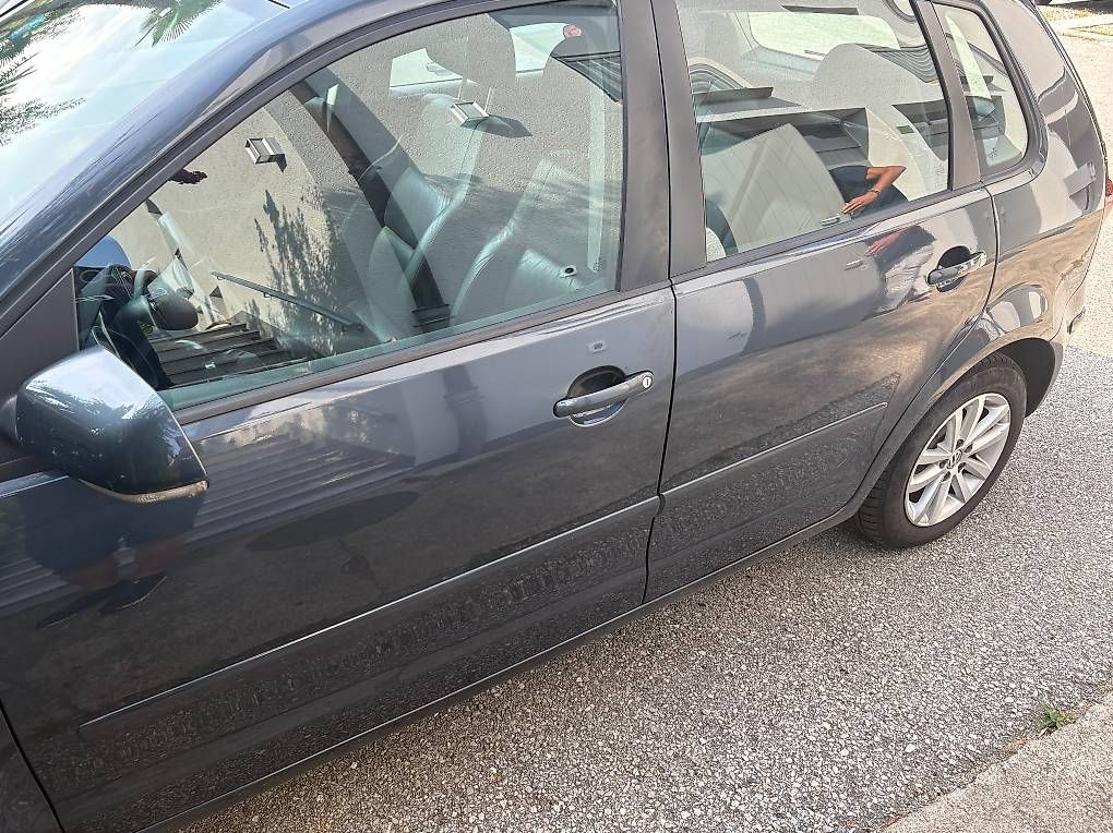Autos: Vw polo automatica  – Gebraucht aus Comano von ian_l959 3