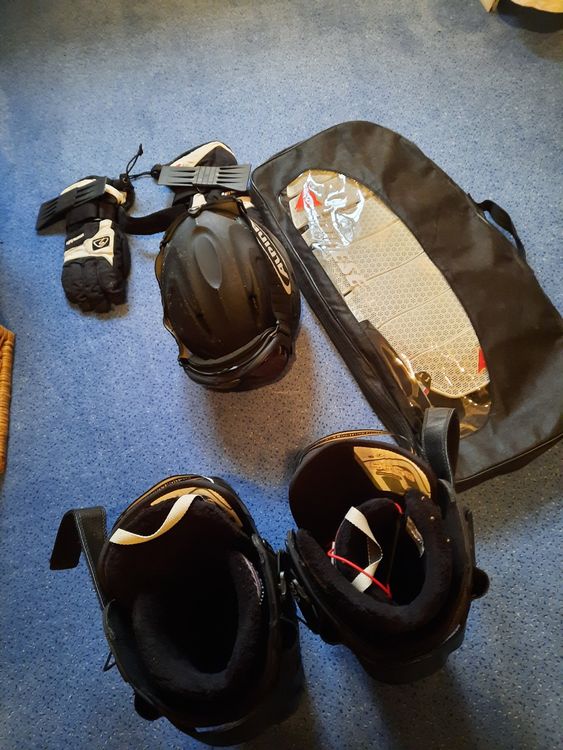 Protections: Snowboard-Ausrüstung – D'occasion à Mettlen par Janavana