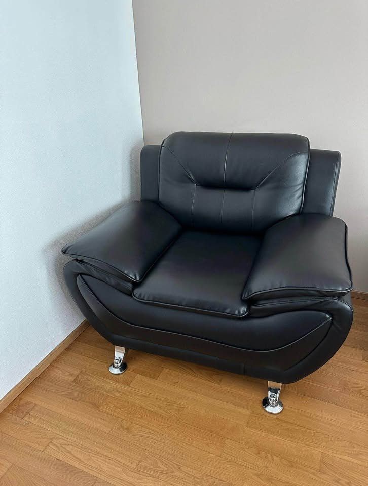 Fauteuils: Gebrauchter hochwertiger Designer-Leders – D'occasion à Buchs SG par sem_vd5r