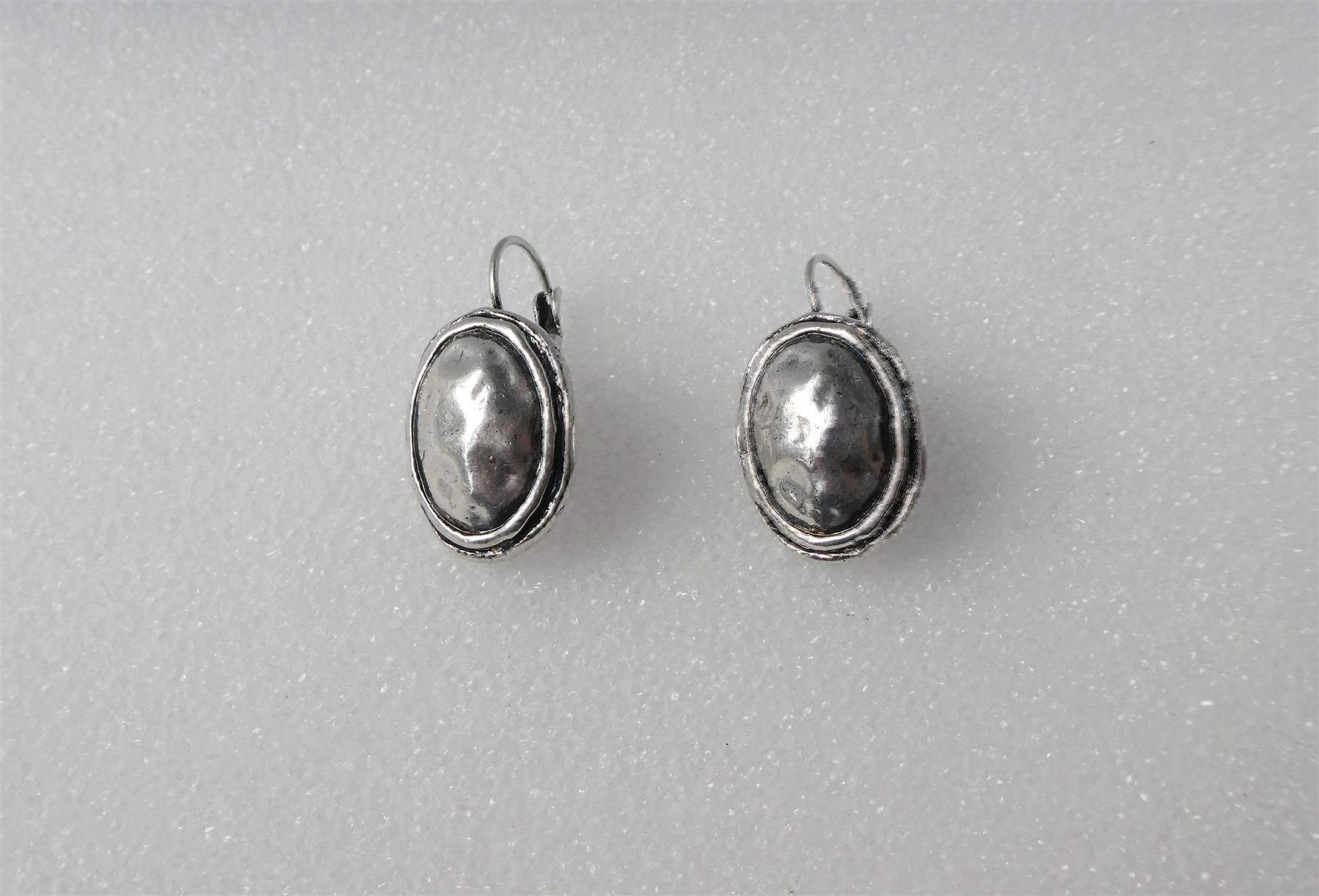 Boucles d'oreille: Ovale modische Ohrringe versilbert – D'occasion à Frauenfeld par dhour 6