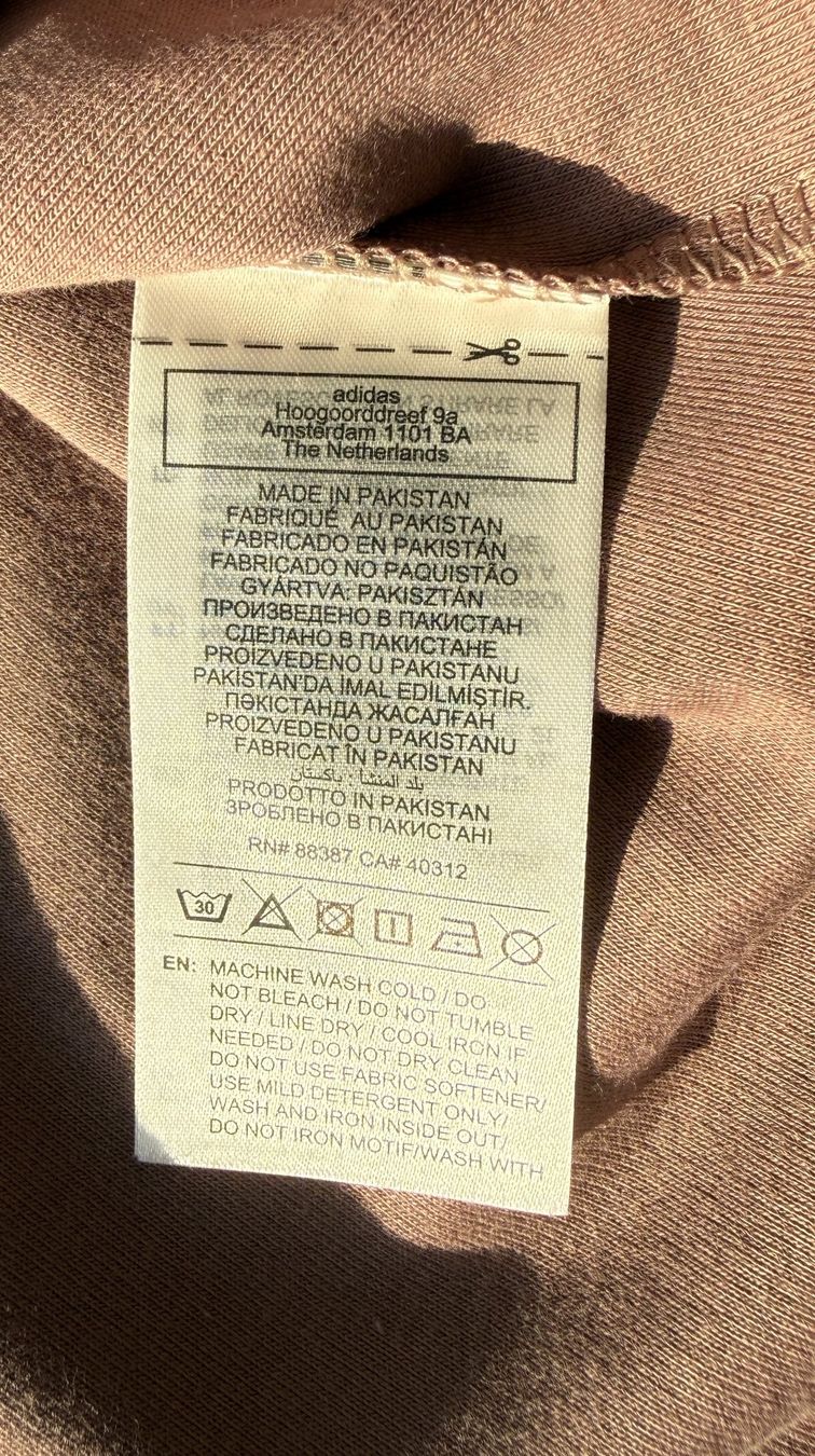 Adidas T-shirt: Adidas - 3 Stripe Tee - T-Shirt / S – Nuovo (secondo la descrizione) da Basel venduto da Mezze 2