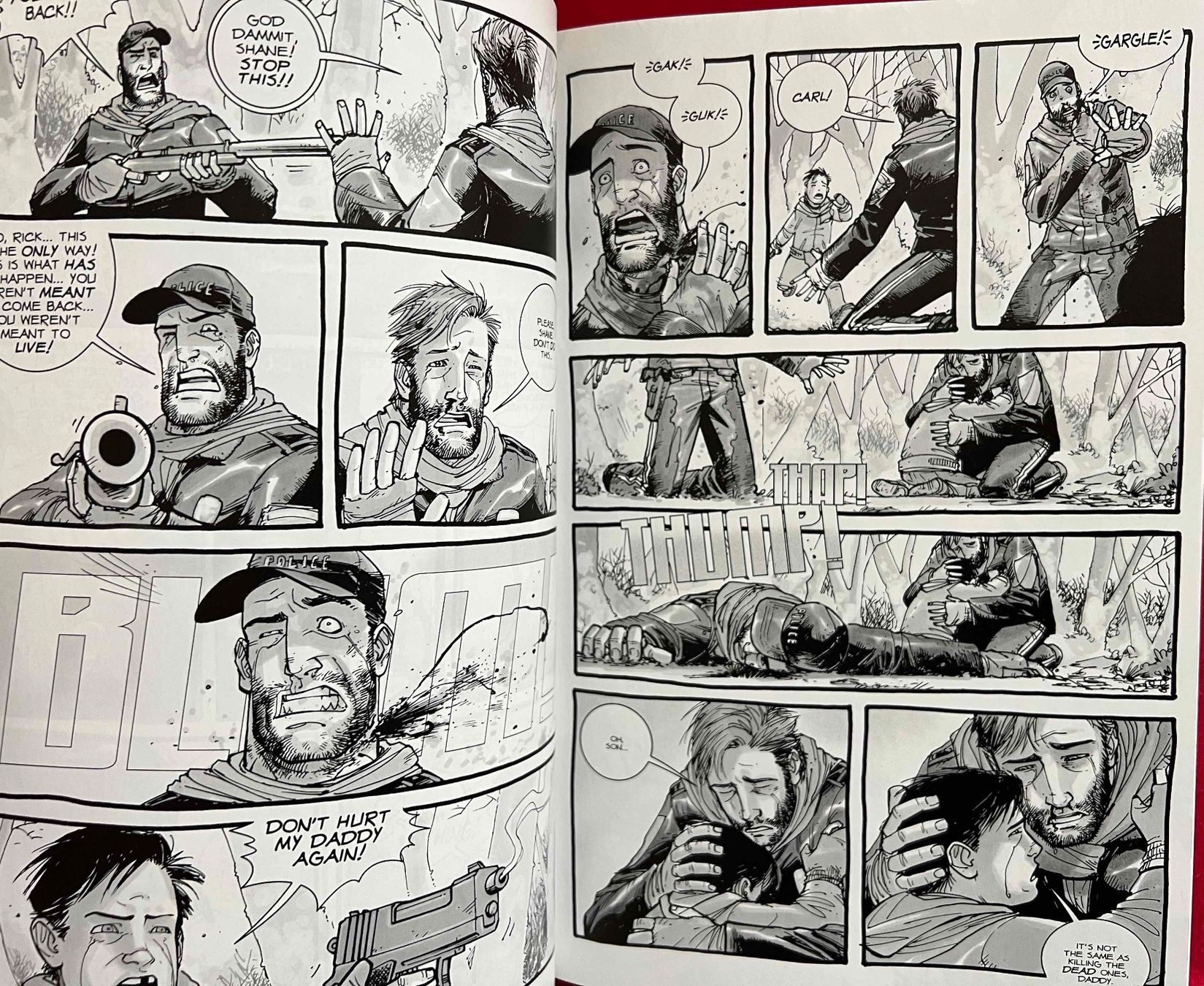 Autografi: Walking Dead Compendium + 2 ORIGINAL Autogramme auf Volume 1 – Nuovo (secondo la descrizione) da Solothurn venduto da StarsInYourHome 6