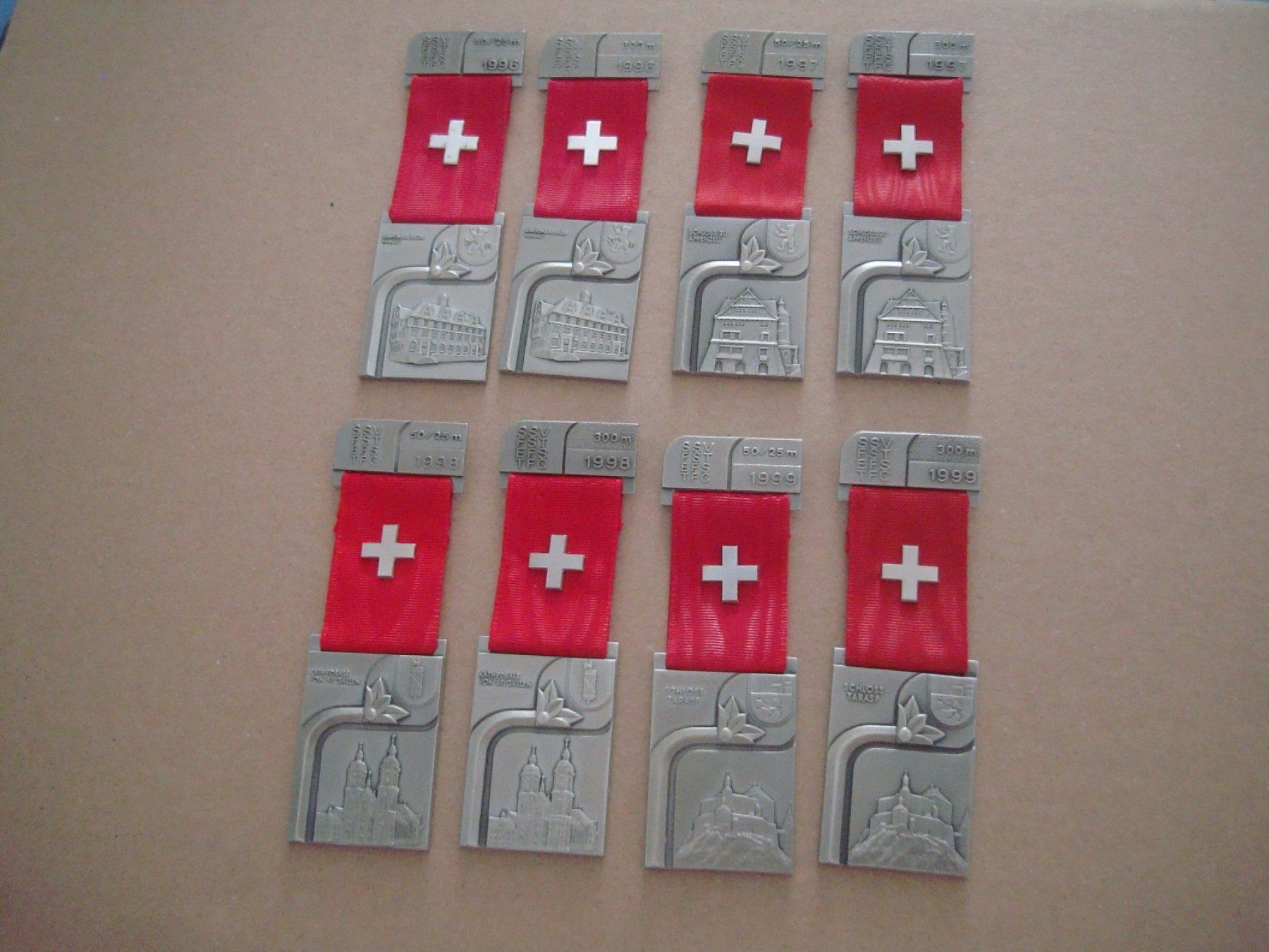 Medaglie: 8 Abzeichen - S.S.V. / S.S.C. - 90er Jahre – Usato da Neuenegg venduto da flohcante