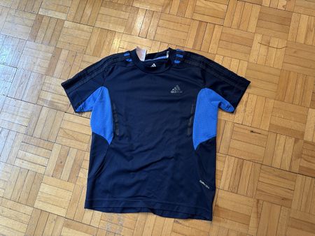 Adidas T-Shirt