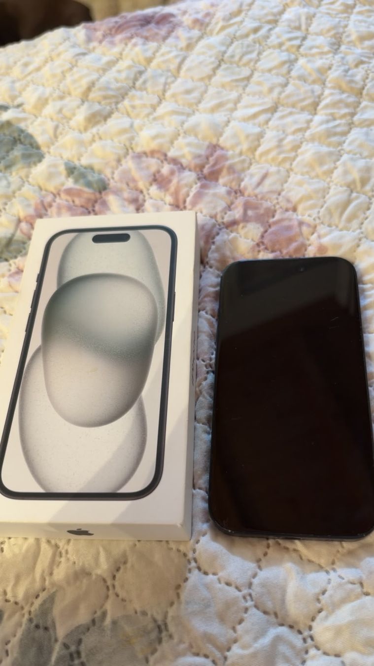 Apple Portables: i phone 15  – D'occasion à Martigny par mos_st5f 1