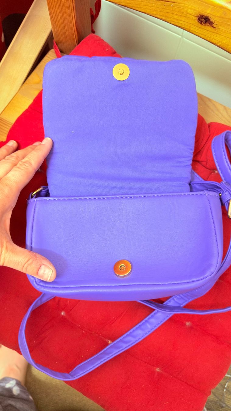 Primark Taschen für Damen: • Täschchen von Primark • – Gebraucht aus Basel von mendoza13 2