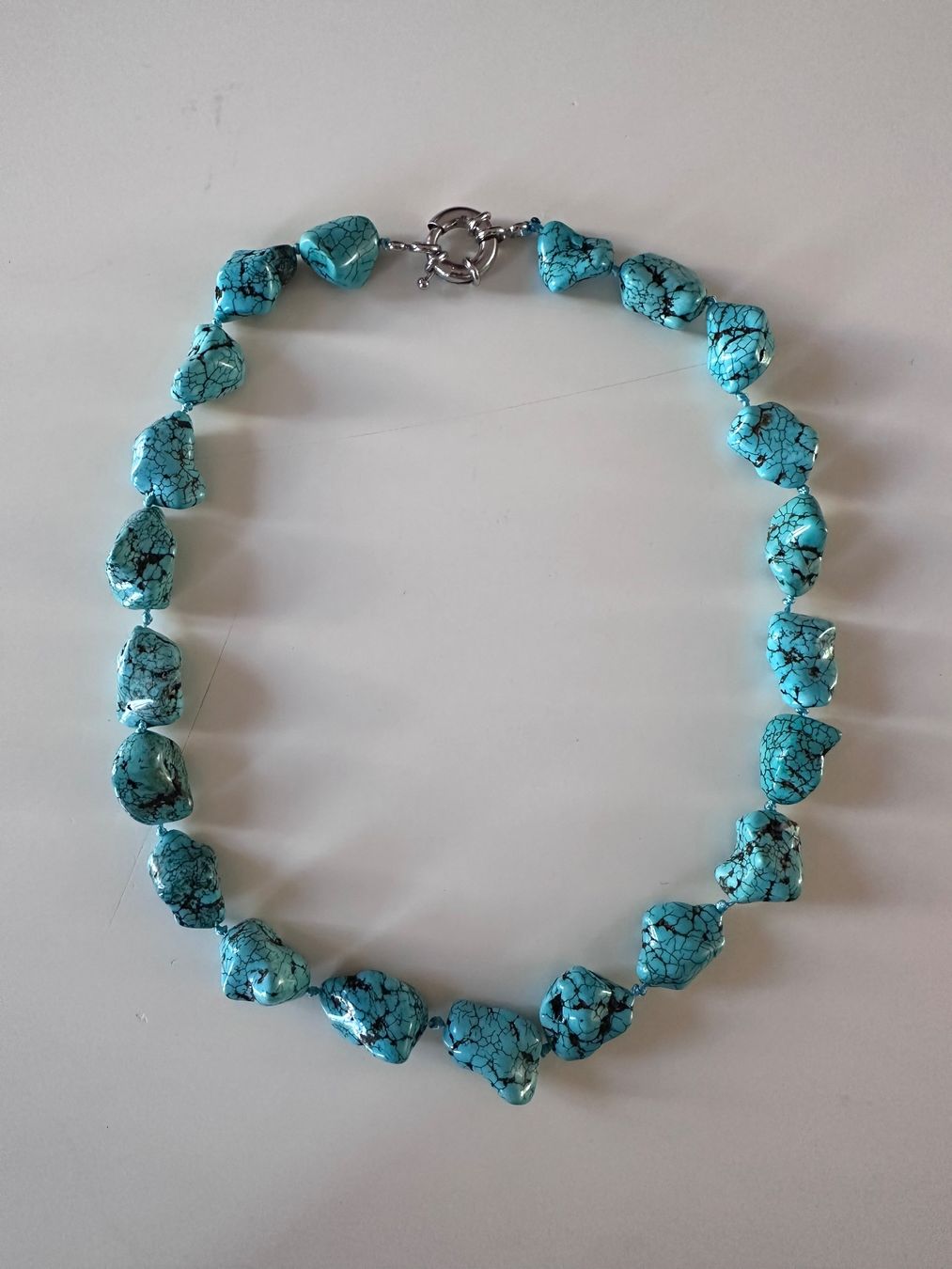 Ketten: Collier vintage gros galets turquoise 54 cm – Gebraucht aus Lausanne von jul_v9ht