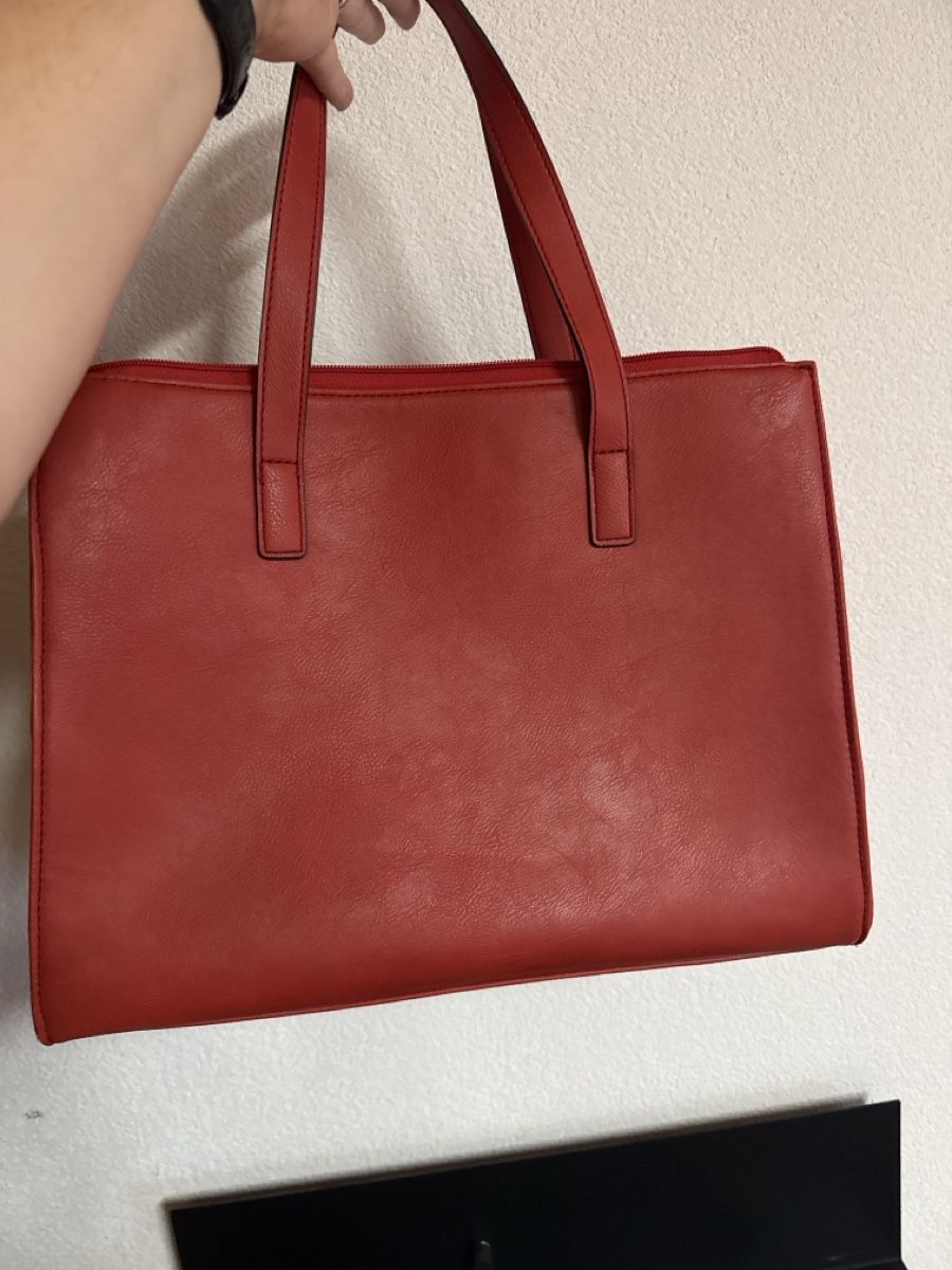 Guess Borse da donna: Rote Handtasche Guess – Usato da Schiers venduto da lenisenka 1