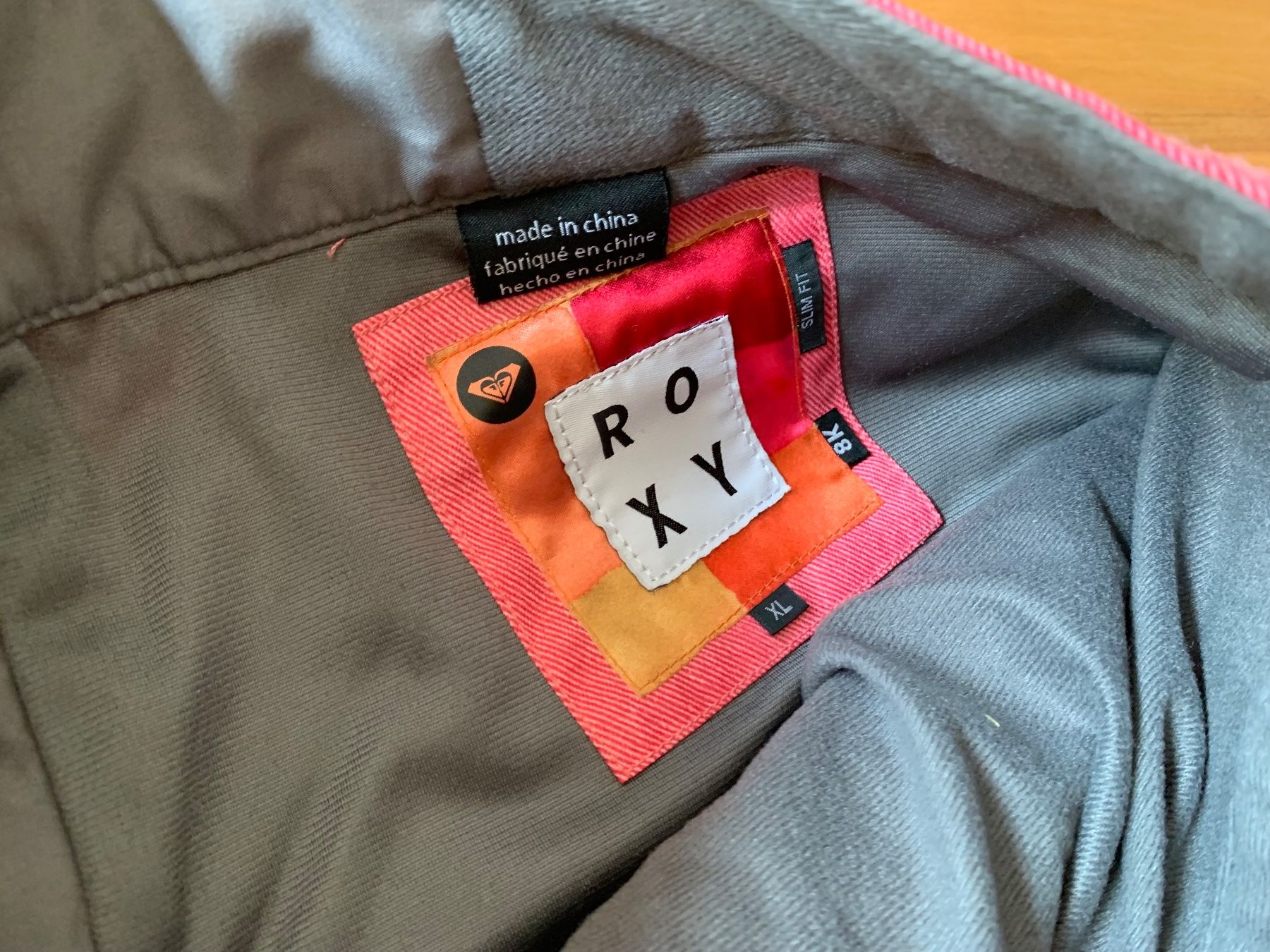 Roxy Pantaloni: Tolle Roxy Skihose Grösse XL – Nuovo (secondo la descrizione) da Meiringen venduto da tonicandgin 4