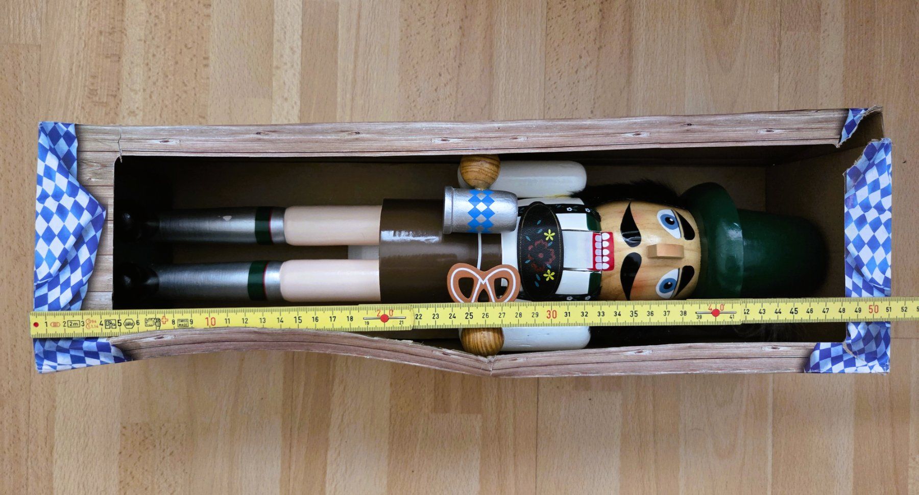 Figuren: GROSSER NUSSKNACKER FIGUR ((NEU)) OVP – Neu (gemäss Beschreibung) aus Brüttisellen von Nighttrain