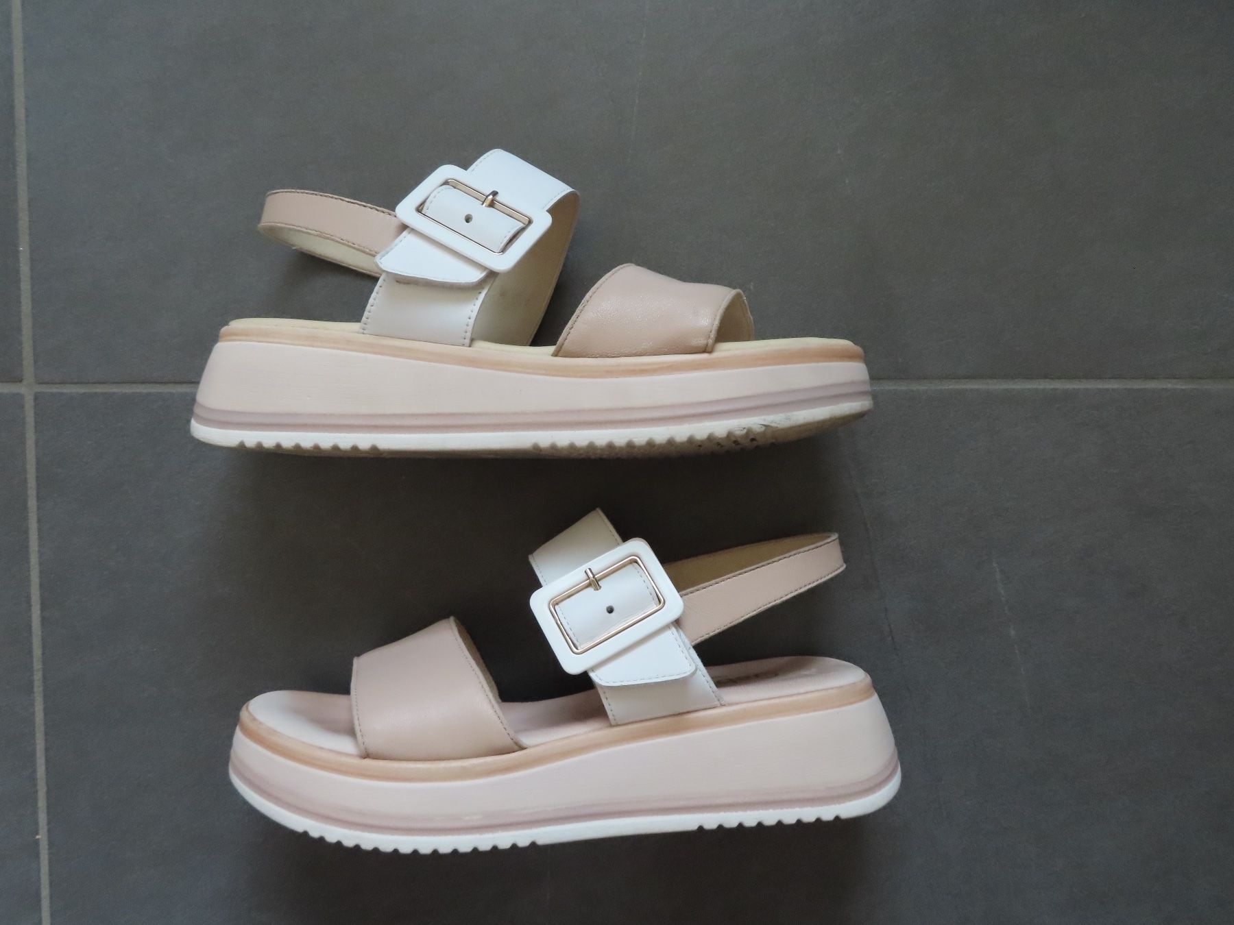 Gabor Scarpe da donna: GABOR schöne Leder-Sandalen Gr.5.5 /38.5 – Usato da Wallenried venduto da Asyano 4