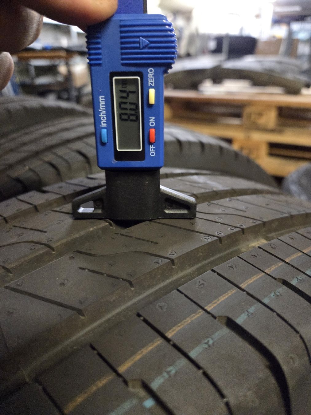 Goodyear Pneus & Kompletträder: Goodyear Transporterreifen – Gebraucht aus Obfelden von haech2011 3