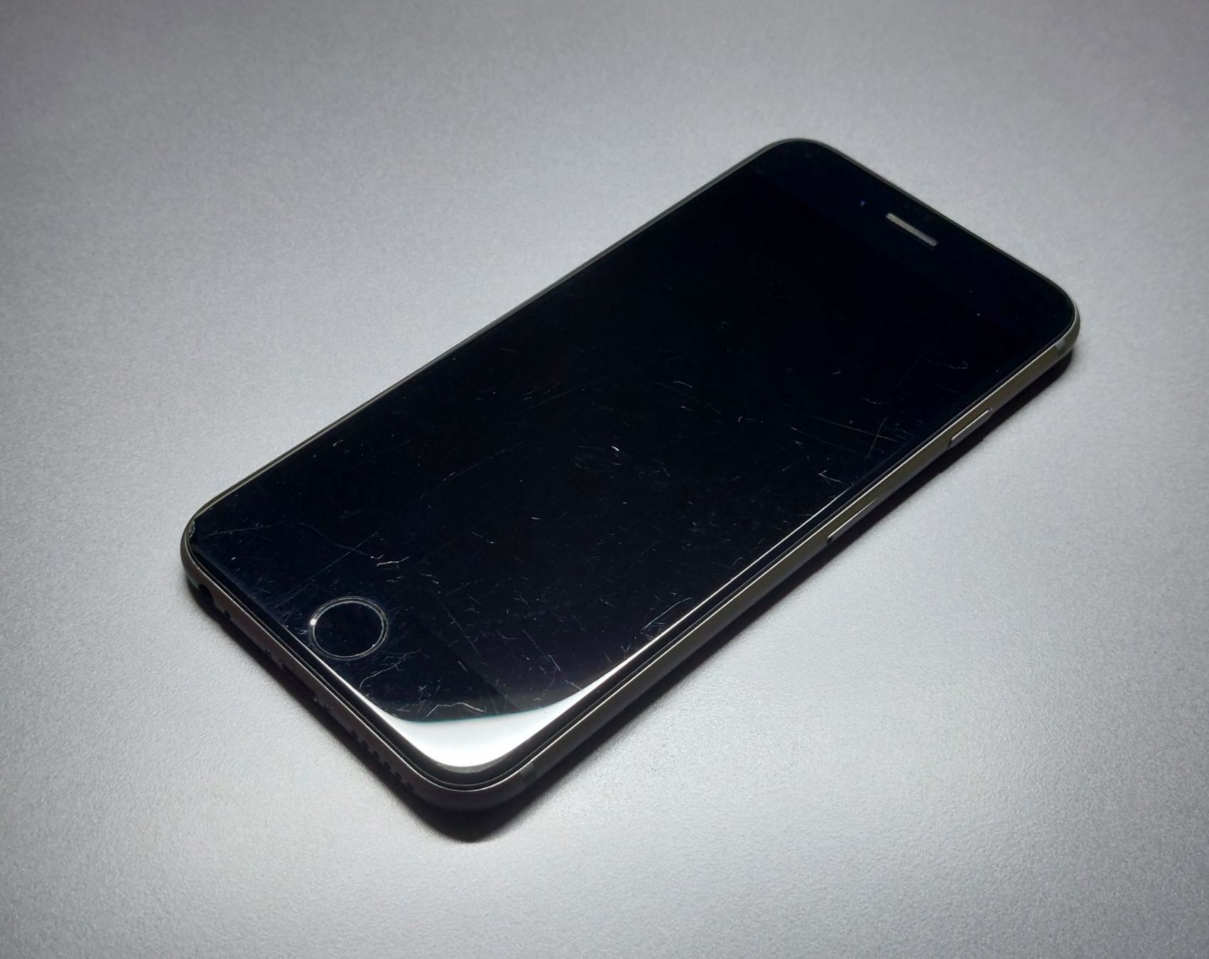 Apple Telefoni cellulari / Smartphones: iPhone 6s 32gb 100% Akku – Usato da Pfäffikon SZ venduto da max_5ylc 3