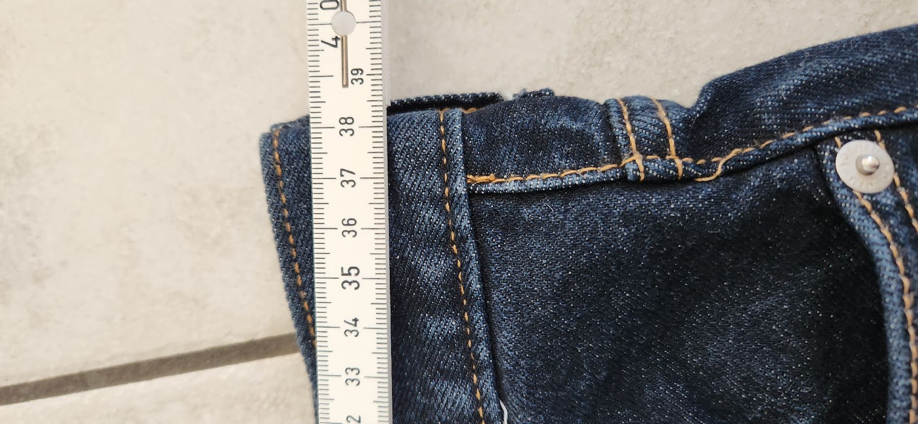 H&M Jeans: Slim Denim Jeans 29/32 – Gebraucht aus Lyss von Urma5 3