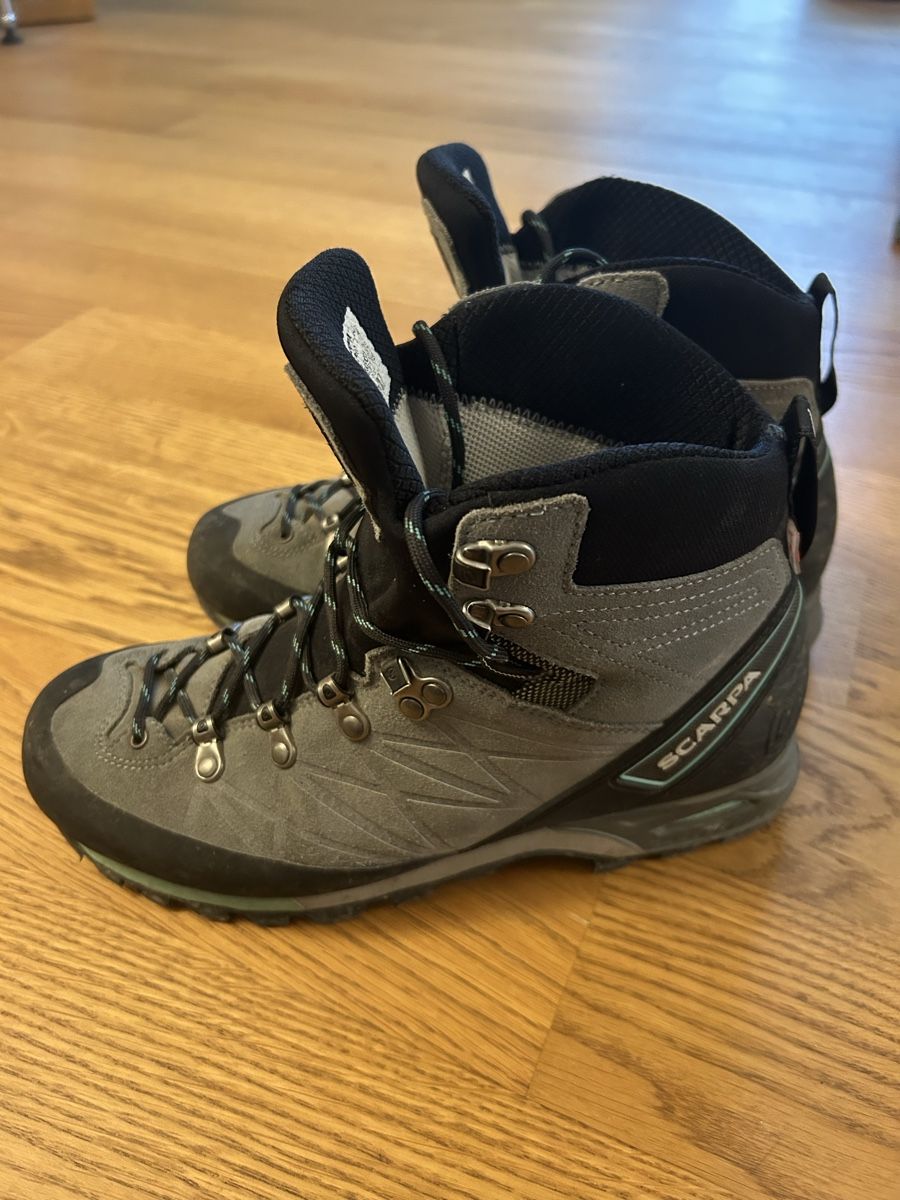Scarpa Scarpe da donna: Scarpa Wanderschuhe – Usato da Lenzburg venduto da Yvonne24 1