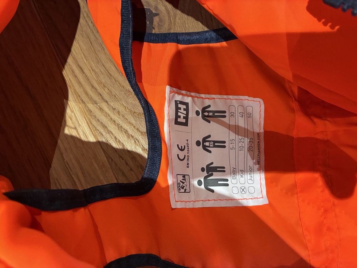 Helly Hansen Giubbotti di salvataggio: Schwimmweste – Usato da Rothenburg venduto da Nimmersatt80 1