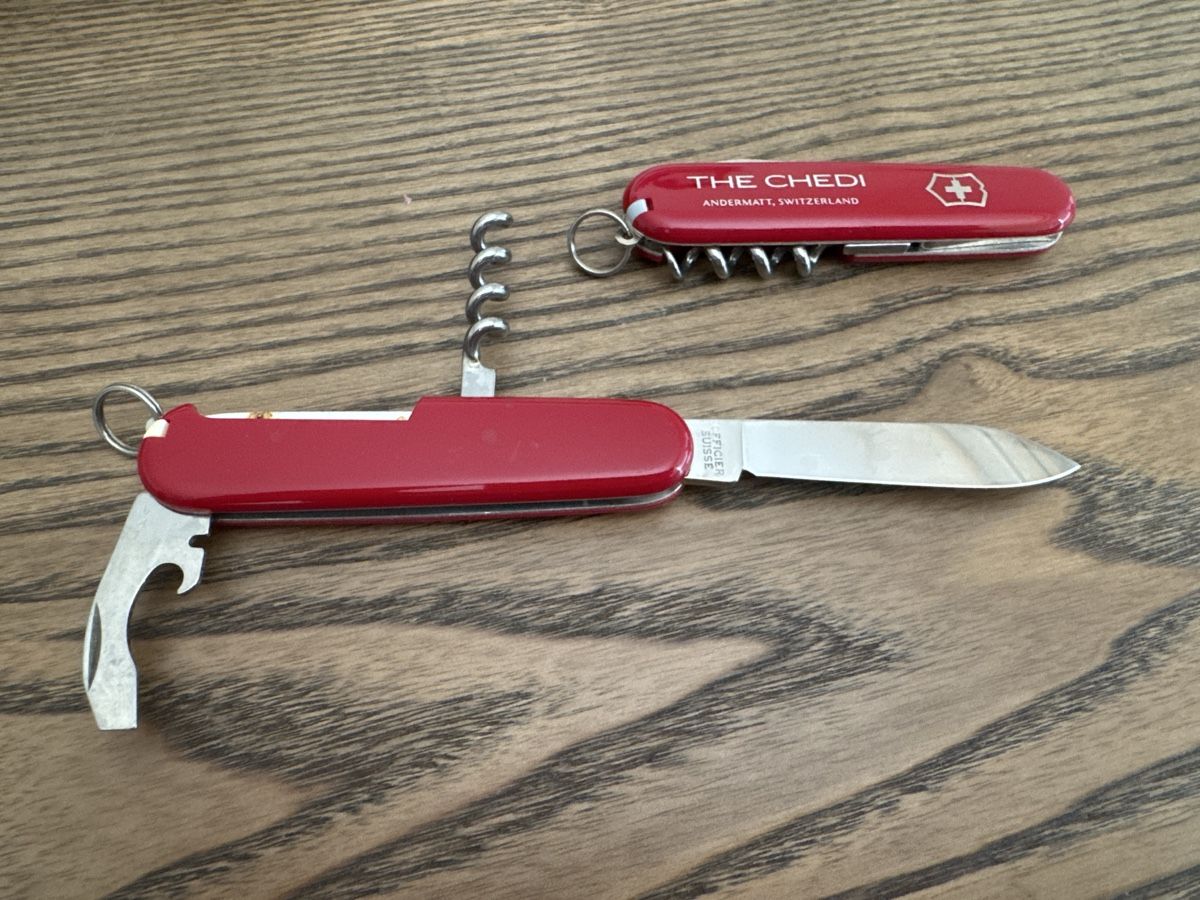 Victorinox Couteaux de poche: Victorinox sackmesser – Neuf (Voir description) à Göschenen par Lord.Raiden