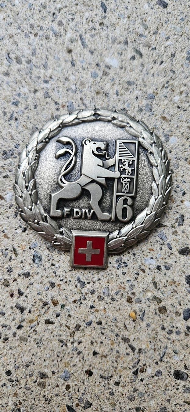 Schweizer Armee Placchette & Badge: *** Beretemblem Silber *** – Nuovo e nell'imballaggio originale da Riedholz venduto da fr_sIruP