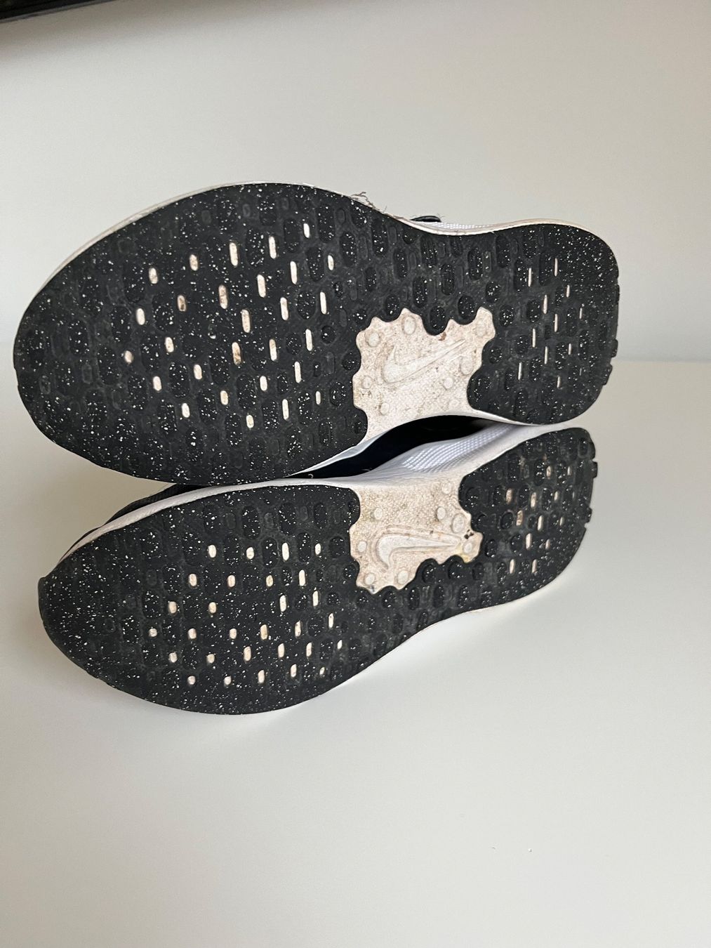 Nike Scarpe per ragazzi: Sneakers Nike Schoes Gr.29.5 – Usato da Meilen venduto da Exclusive00 2