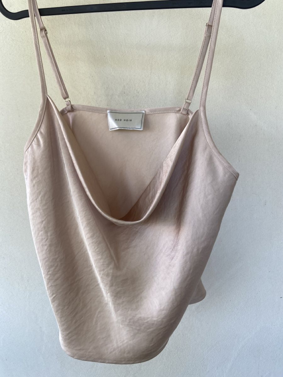 Tops: NEO NOIR Satin Top Gr. 34 Beige – Neu (gemäss Beschreibung) aus Winterthur von mal_8f2x