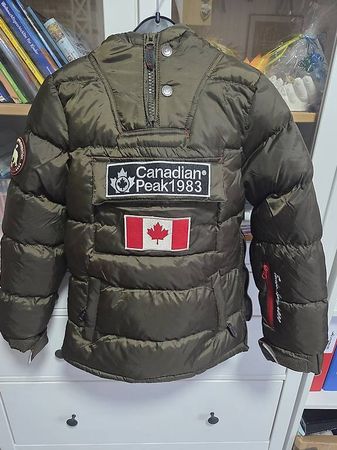 Canadian Peak Winterjacke Gr. 140 Kunstpelz Kapuze