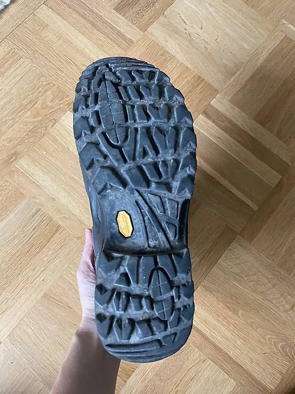 Scarpe da donna: LOWA Wanderschuhe Gr. 37  – Usato da Biel/Bienne venduto da bieribeatrice 2