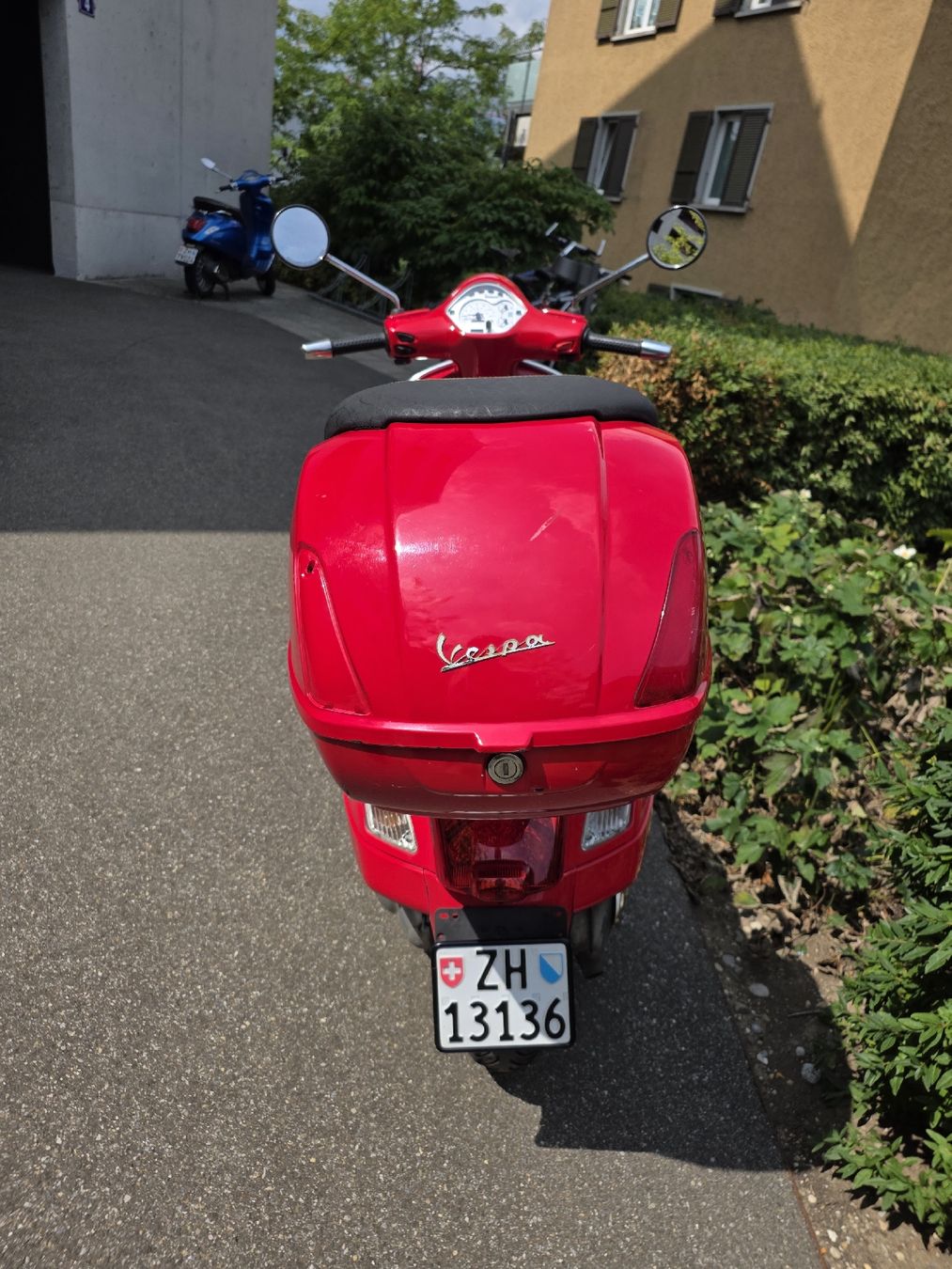 Vespa Scooter: Vespa GTS 125 – Usato da Zürich venduto da Tomatenkopf 3