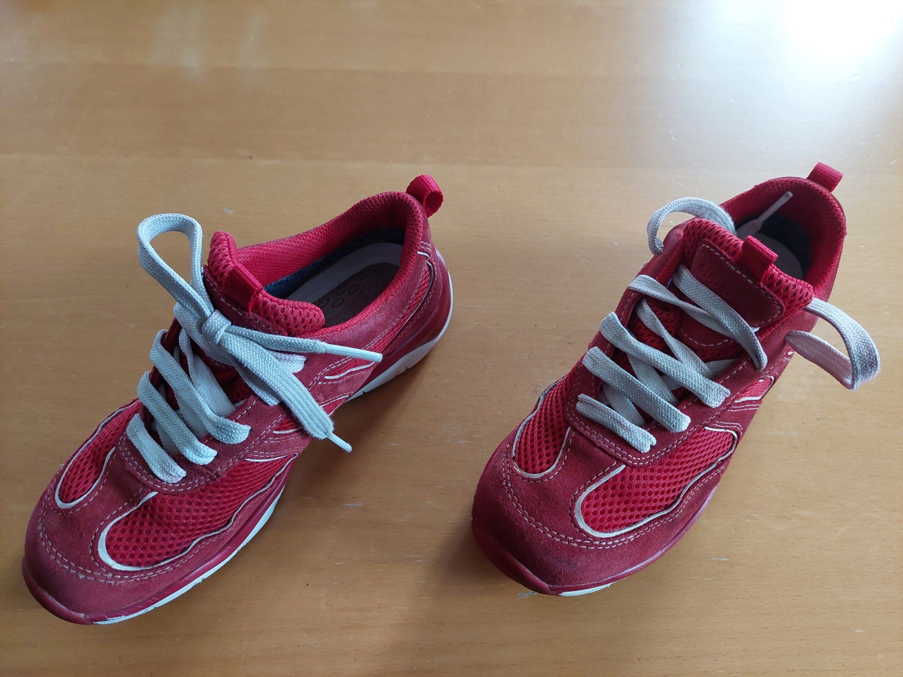 Superfit Scarpe per ragazzi: Super Fit Sportschuhe  Gr.34 – Usato da Zürich venduto da meymano 1