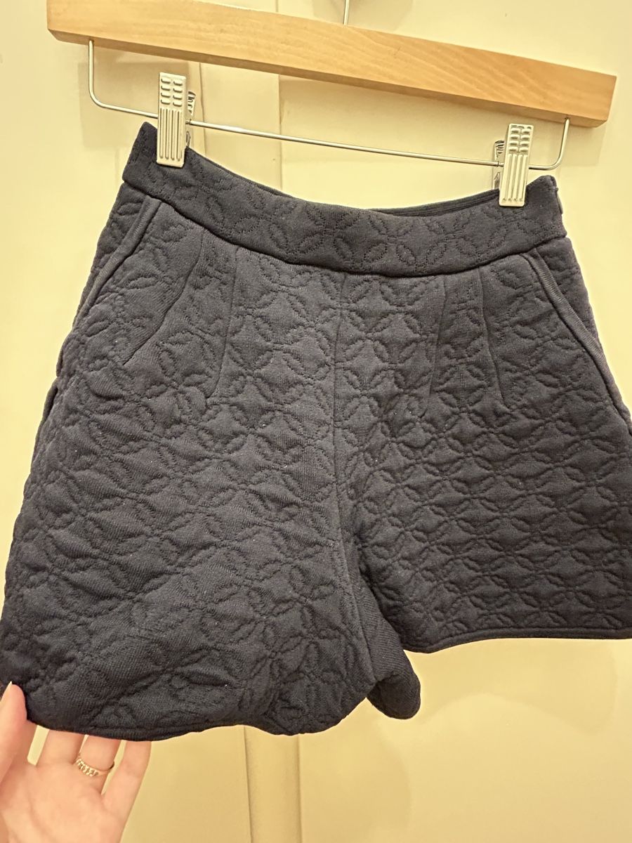 Sandro Pantaloni: Sandro short size XS/0 – Usato da Genève venduto da Shaaalll 1