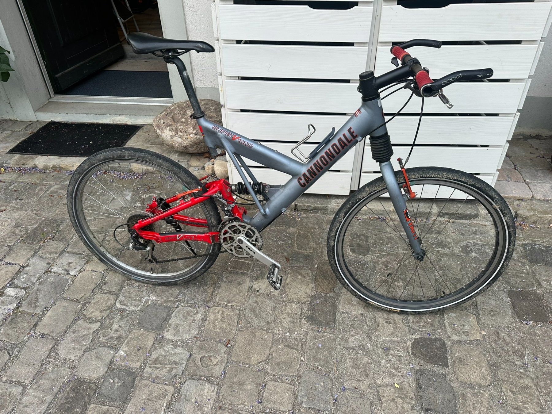 Cannondale Vélos: Cannondale Super V 1000 – D'occasion à Meilen par Rebez