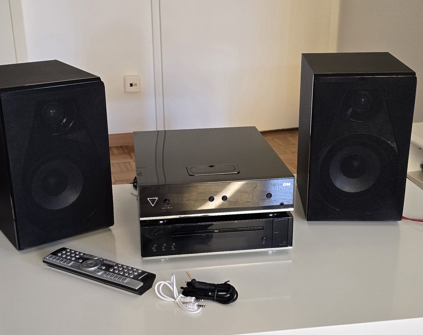 Medion Multimediaplayer & Streamer: Medion Micro-Audio System  – Gebraucht aus Zürich von Wassili