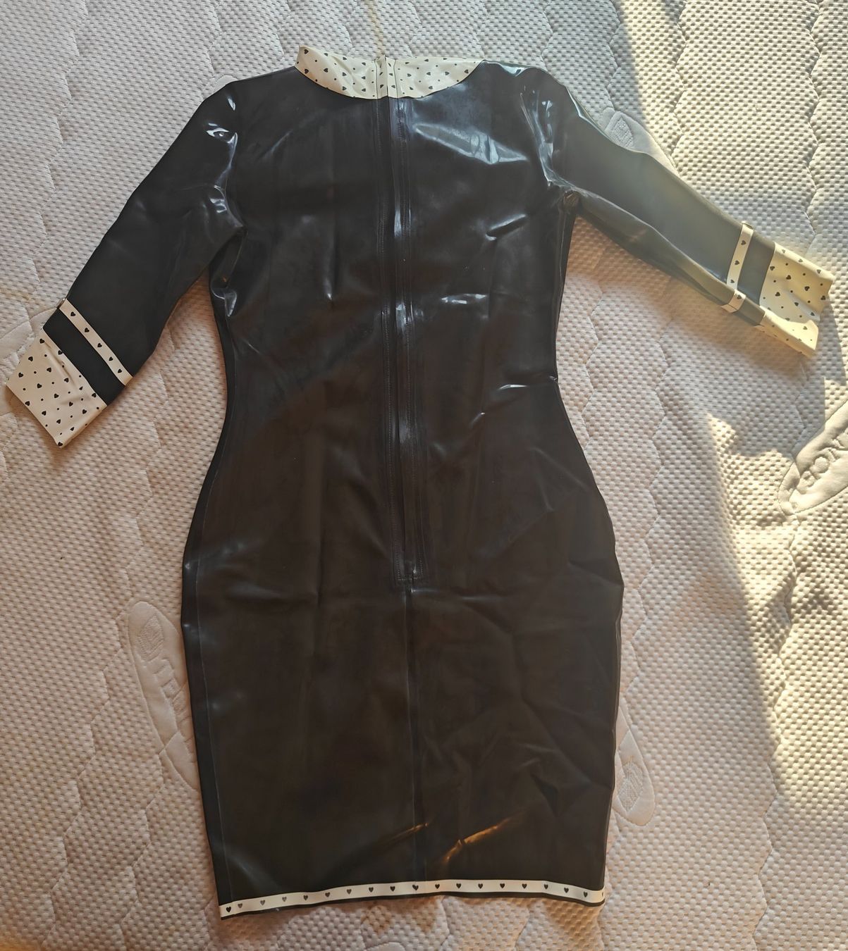 Vestiti: WestwardBound "Supercilious" Latex Kleid trans. black UK12/M – Usato da Lausanne venduto da Cykla 4