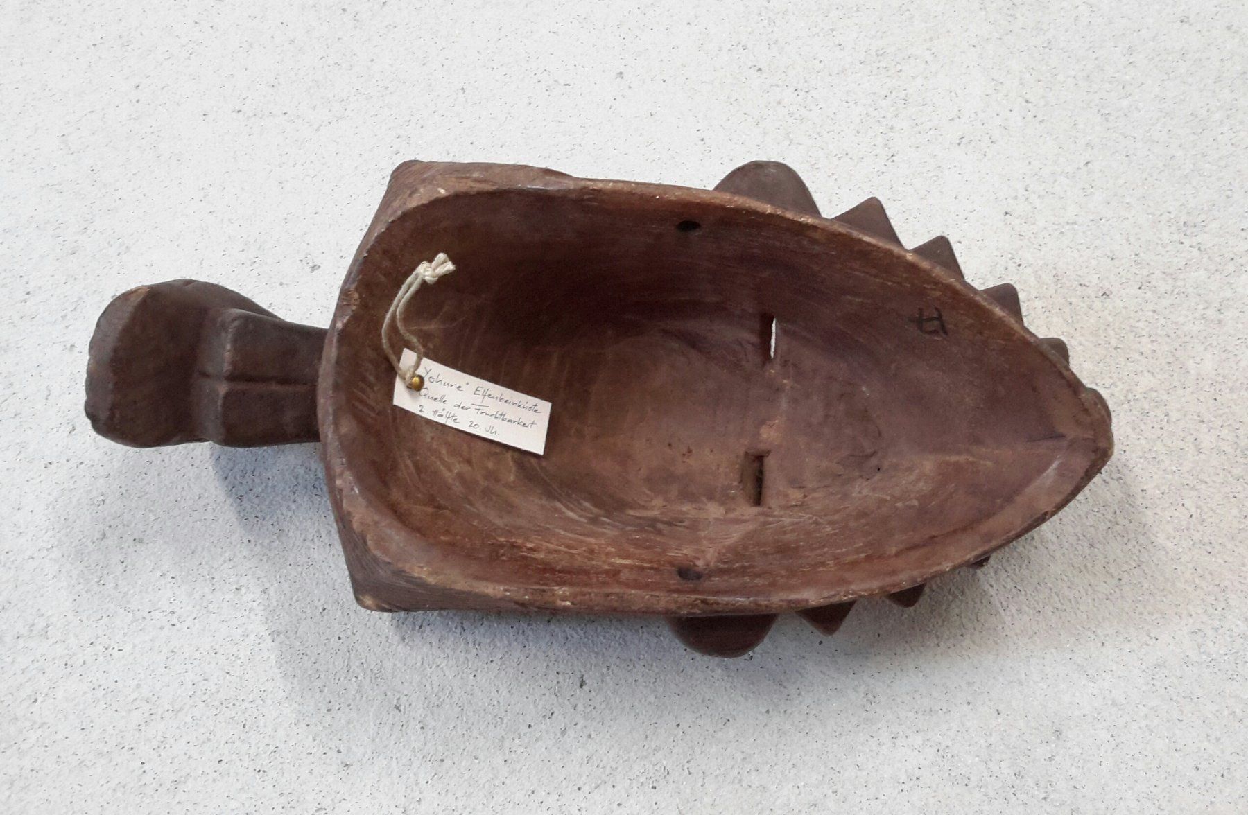 Internationale Kunst: Geschnitzte Afrikanische Maske aus Holz – Gebraucht aus Burgdorf von Olli.34 3