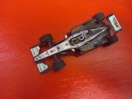Minichamps Mika Häkkinen 2001 McLaren