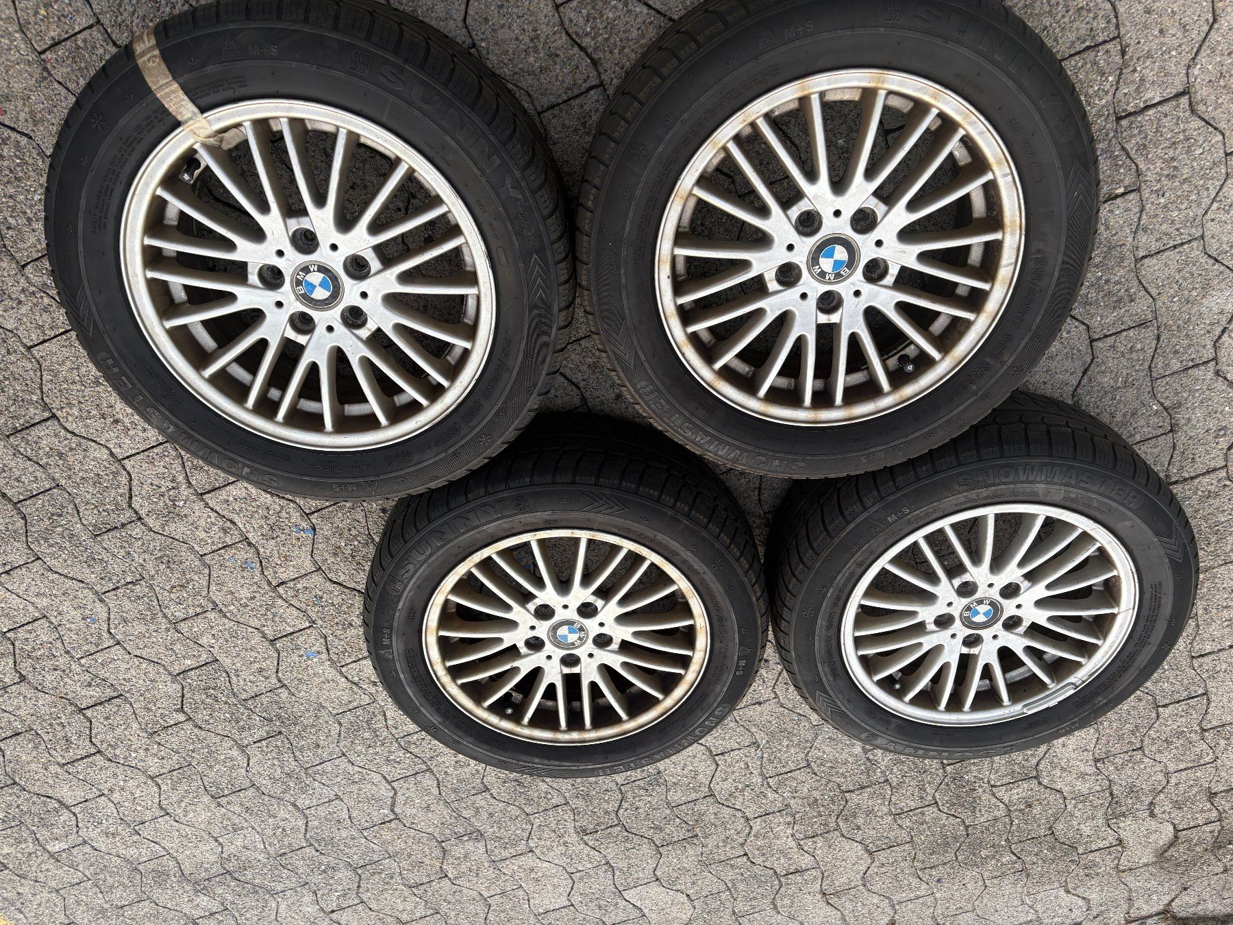Pneumatici & Ruote complete: Winterräder 215/60 R17 BMW – Usato da Kaltbrunn venduto da Steoli74 1