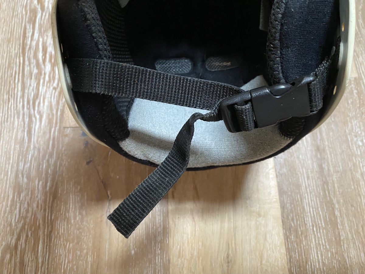 Smith Optic Caschi: Great white SMITH ski helmet. 55-59cms – Usato da Grund b. Gstaad venduto da PlageNeige 8