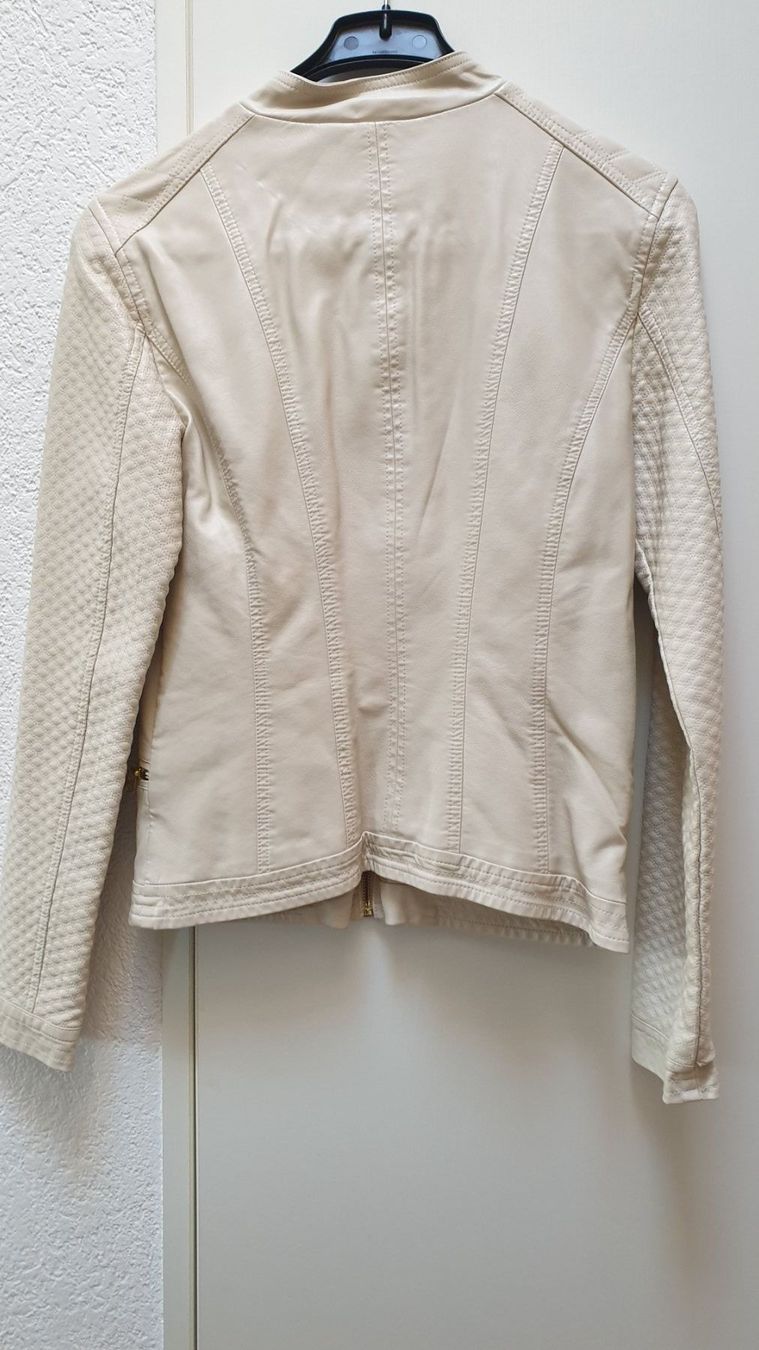 Vero Moda Giacche & Cappotti: JACKEN – Usato da Thun venduto da Vecgou 2