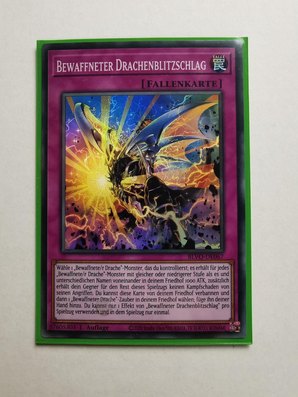Yugioh Carte collezionabili: Bewaffneter Drachenblitzschlag BLVO-DE067 1. Aufl – Nuovo (secondo la descrizione) da Sisseln AG venduto da schenk-figuren