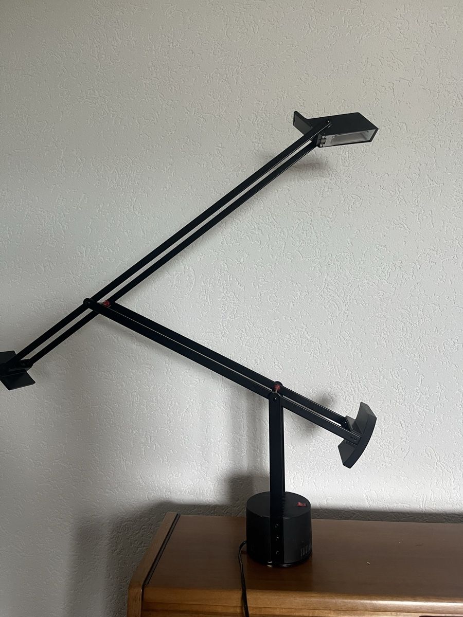 Artemide Lampade: Artemide Tischlampe – Usato da Richterswil venduto da Martin01016