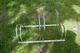 Fahrradständer für drei Fahrräder