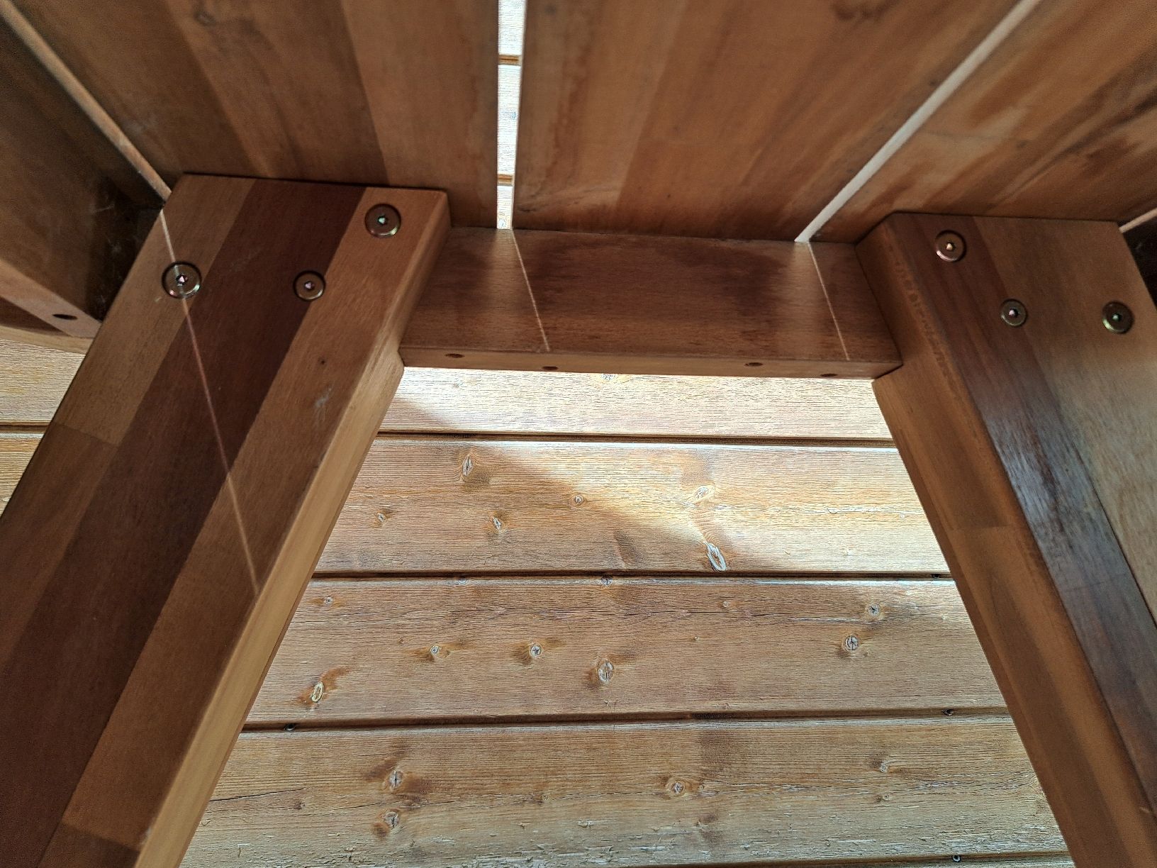 Tische: ROBUSTER GARTENTISCH / HOLZTISCH – Gebraucht aus Hitzkirch von Nikili 4