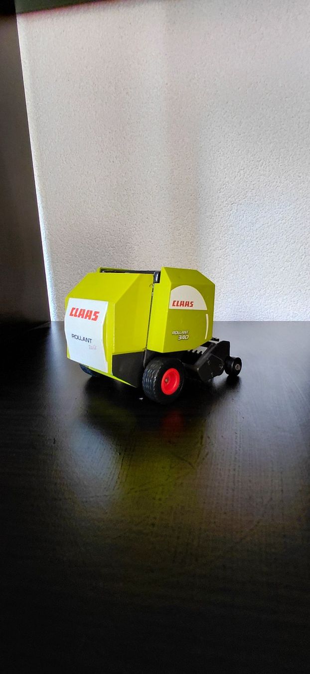 Siku Giocattoli: Claas Siku Rundballenpresse – Usato da Linthal venduto da Suzan9 1