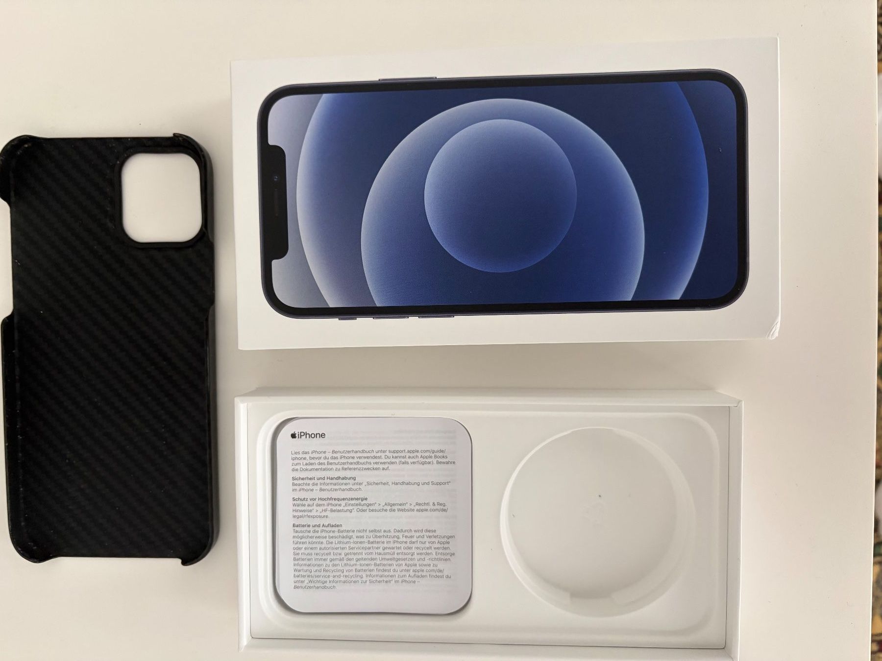 Apple Telefoni cellulari / Smartphones: iPhone 12 128 GB schwarz – Usato da Stäfa venduto da riccardinho 1