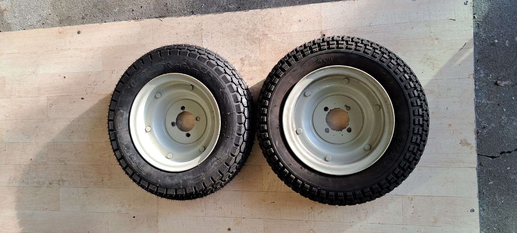 Vespa Tutti pezzi di ricambio per scooter: VESPA Komplettrad 8" – Usato da Füllinsdorf venduto da Borgirosi 1
