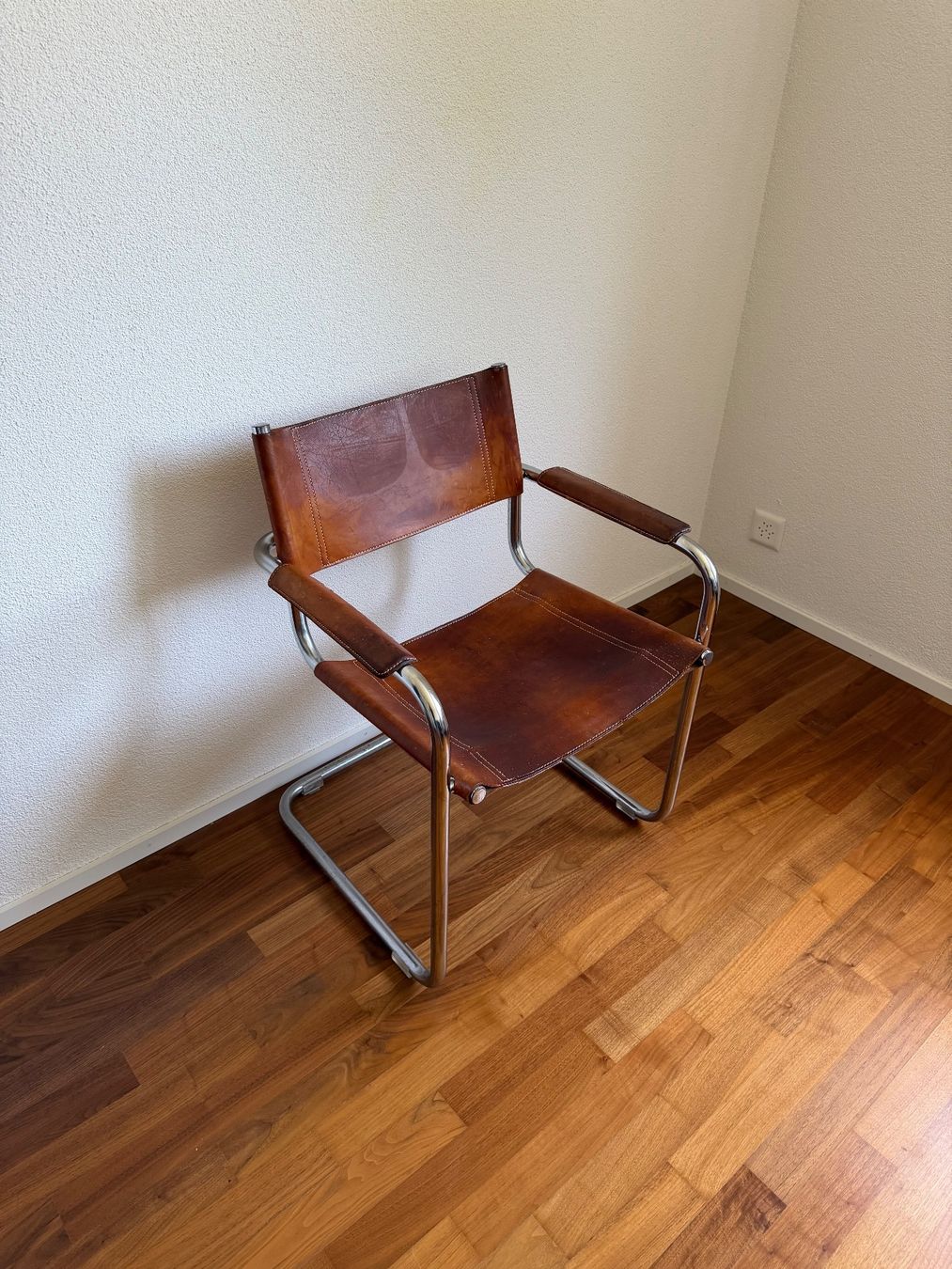 Poltrone: 4x Freischwinger-Sessel Leder Chrom – Usato da Tägerwilen venduto da brunofelber 2