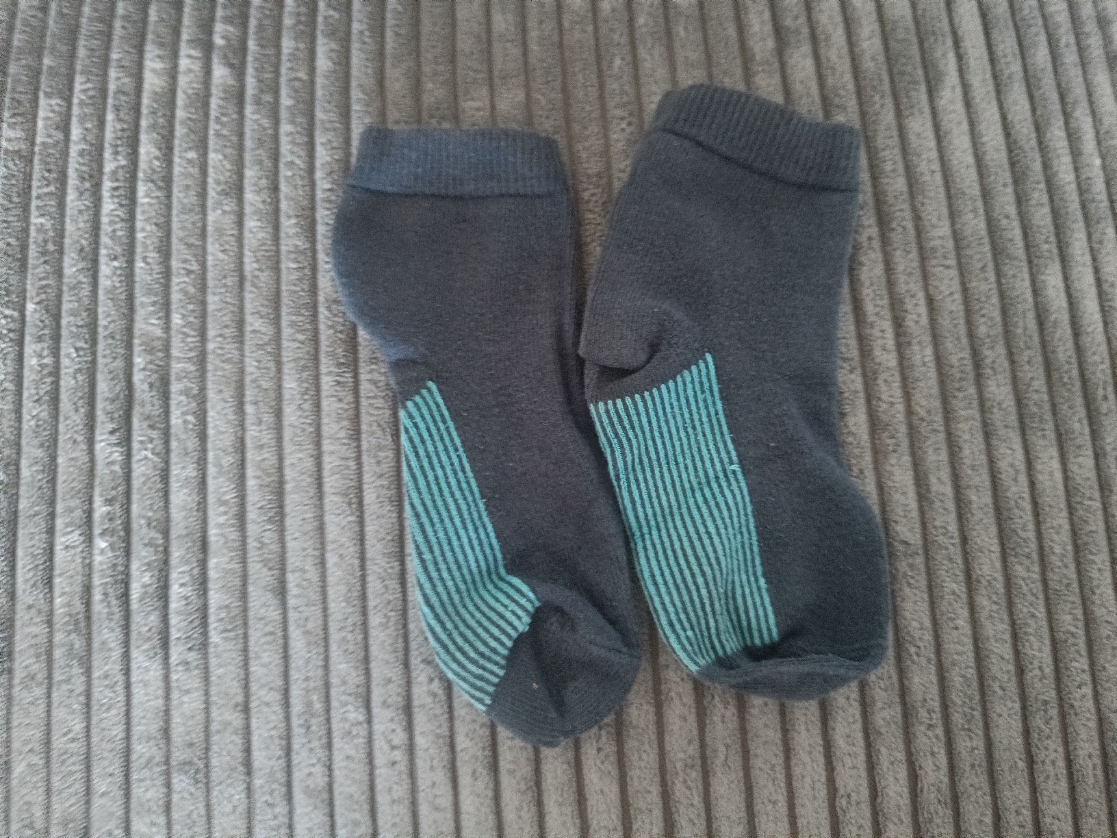 Calze per bambini: Socken Grösse 27-30 – Usato da Jaberg venduto da urig17.