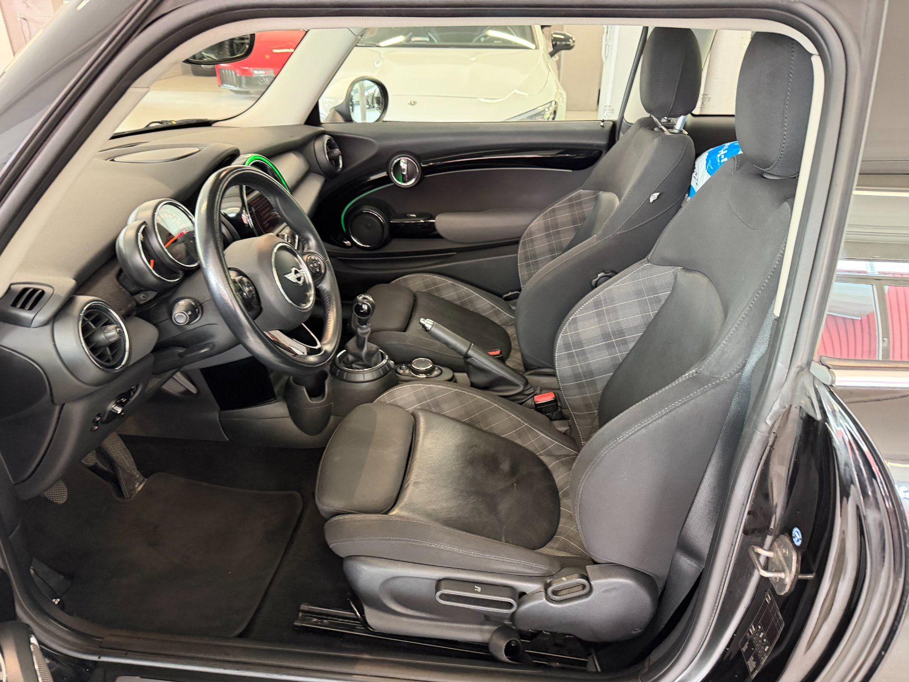 Mini Automobili: Mini Cooper ab 1.- !! 174500km / 1. Inv. 2015 – Usato da Glattbrugg venduto da AutoRohr 5