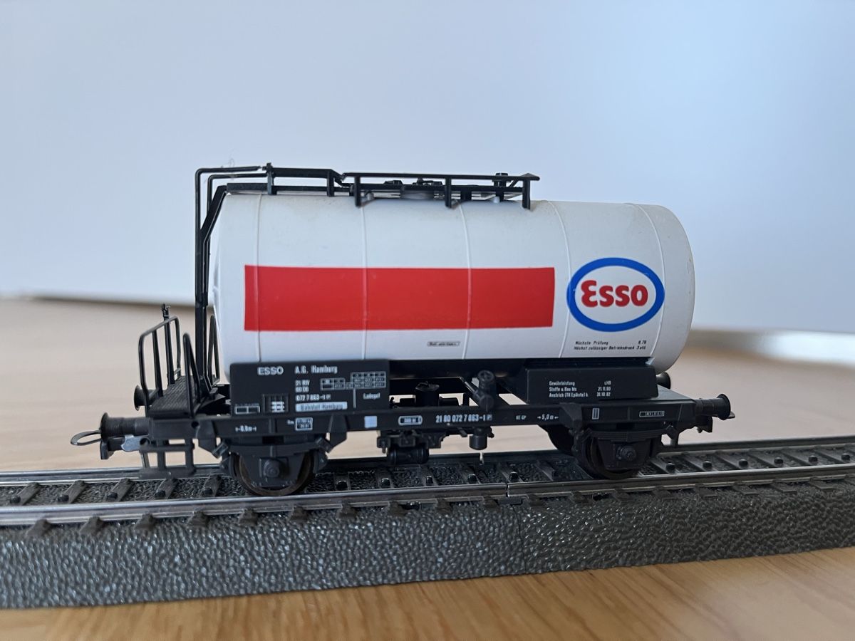 Modellini di ferrovie: Konvolut Kesselwagen Divers – Usato da Basel venduto da Re620_11627 3