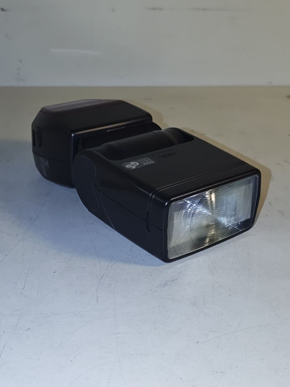 Minolta Flash: Blitzgerät von Minolta Program 5200i. (nov519) – Usato da Künten venduto da Schnaepplihuus