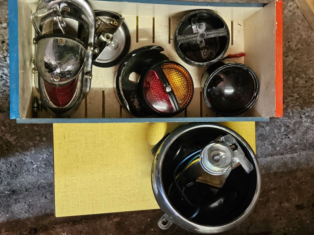 Lampe, Rücklichter Harley, Bosch, Hella (Gebraucht) in Haslen GL für ...